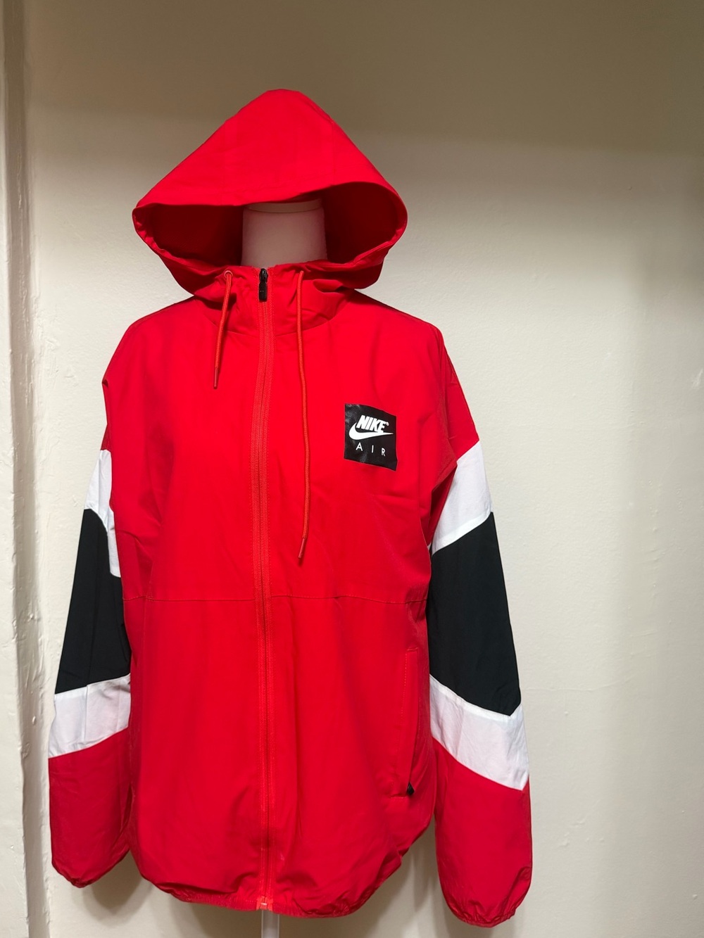 Nike Men’s Red Hooded Windbreaker Jacket